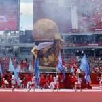 Artistas se presentan en la inauguración del Mundial de la FIFA 2026 este viernes, en el estadio BMO Field de Toronto (Canadá). (Foto Prensa Libre: EFE)