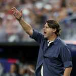 LOS ANGELES (United States), 13/06/2026.- USA head coach Mauricio Pochettino gestures on the touchline during the FIFA World Cup 2026 group stage match USA against Paraguay, in Los Angeles, California, USA, 12 June 2026. EFE/EPA/CHRIS TORRES