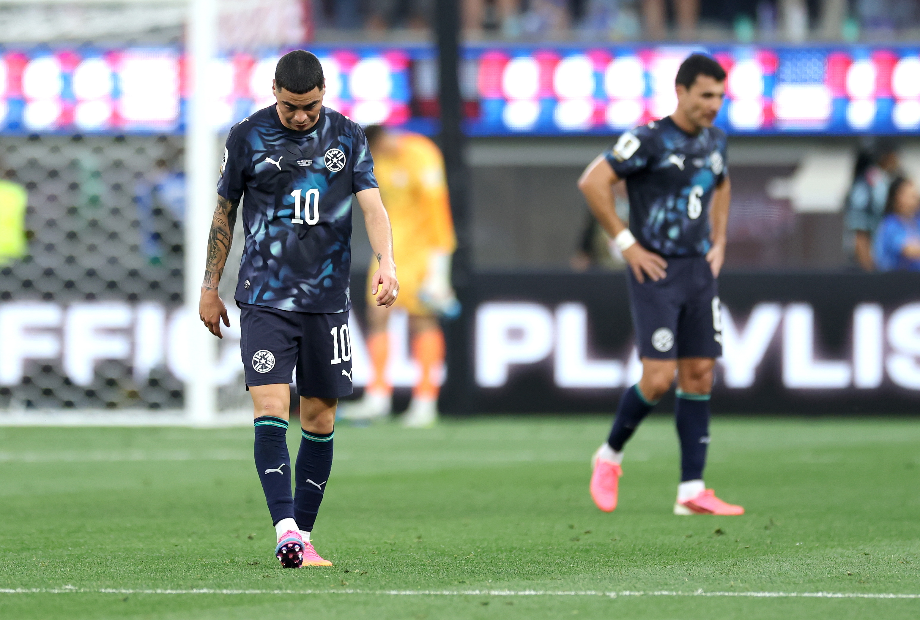 LOS ANGELES (United States), 13/06/2026.- Miguel Almiron of Paraguay reacts after the USA scored their 3rd goal during the FIFA World Cup 2026 group stage match USA against Paraguay, in Los Angeles, California, USA, 12 June 2026. EFE/EPA/CHRIS TORRES