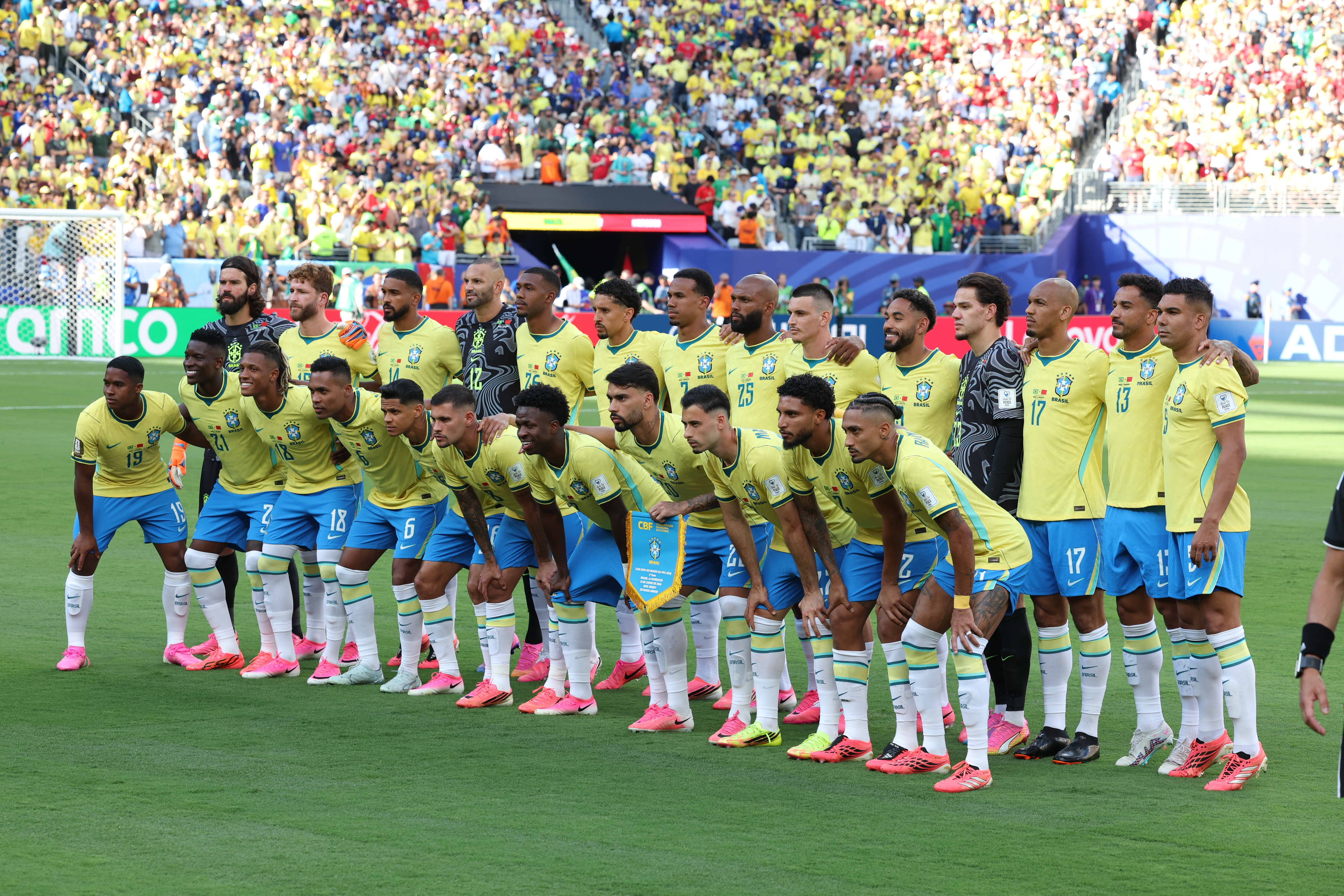 GR7180. NUEVA JERSEY (ESTADOS UNIDOS), 13/06/2026.- Jugadores de Brasil forman este sábado, previo a un partido del grupo C del Mundial de la FIFA 2026 entre Brasil y Marruecos en el estadio MetLife en Nueva Jersey (Estados Unidos). EFE/ Sebastiao Moreira