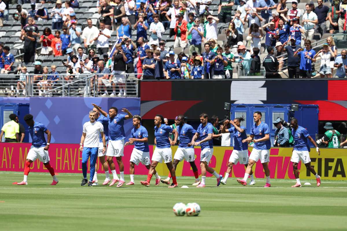 Live: France faces Sweden in World Cup Round of 32