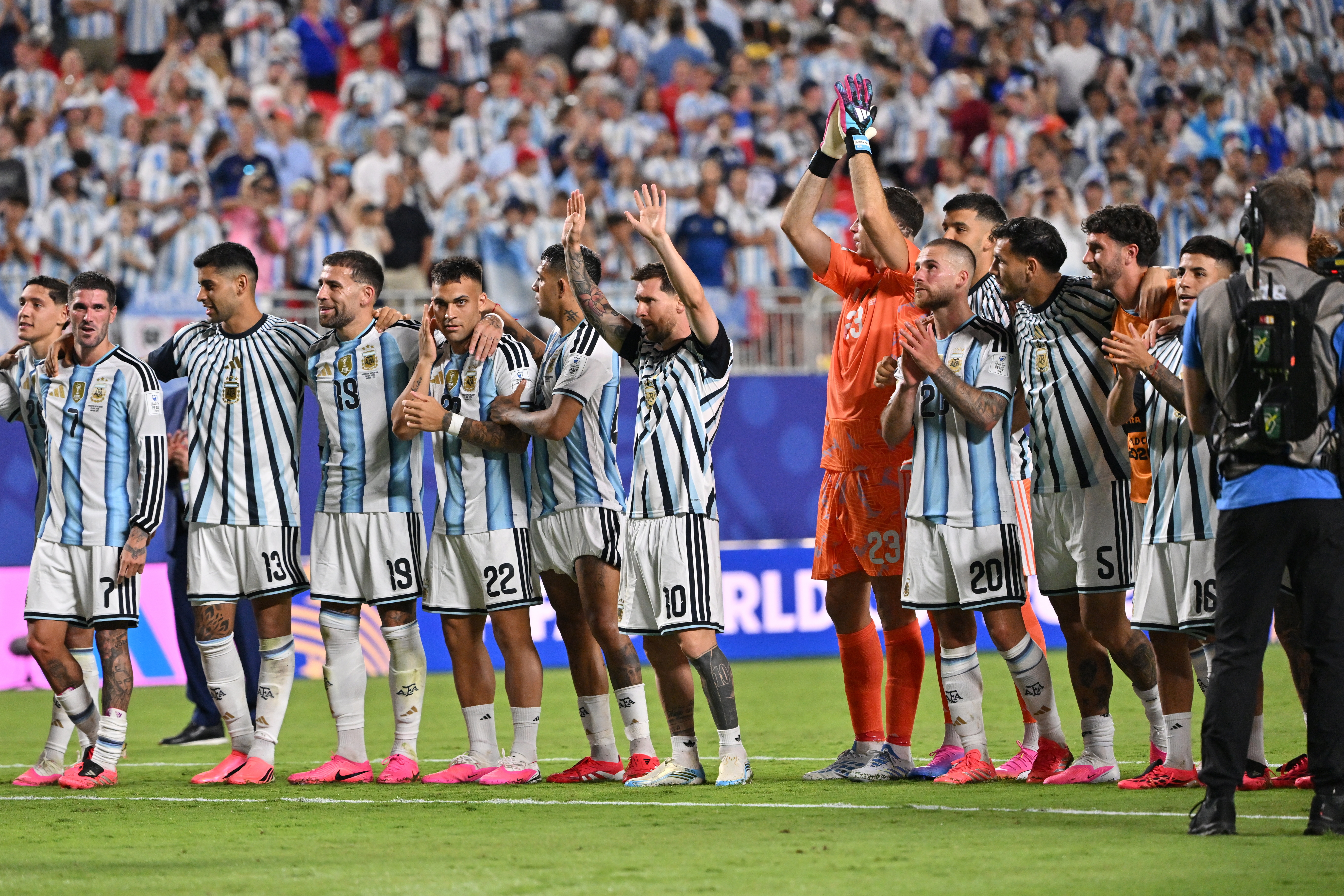 Argentina ya se prepara para su segundo encuentro en la Copa del Mundo 2026.(Foto Prensa Libre: EFE).
