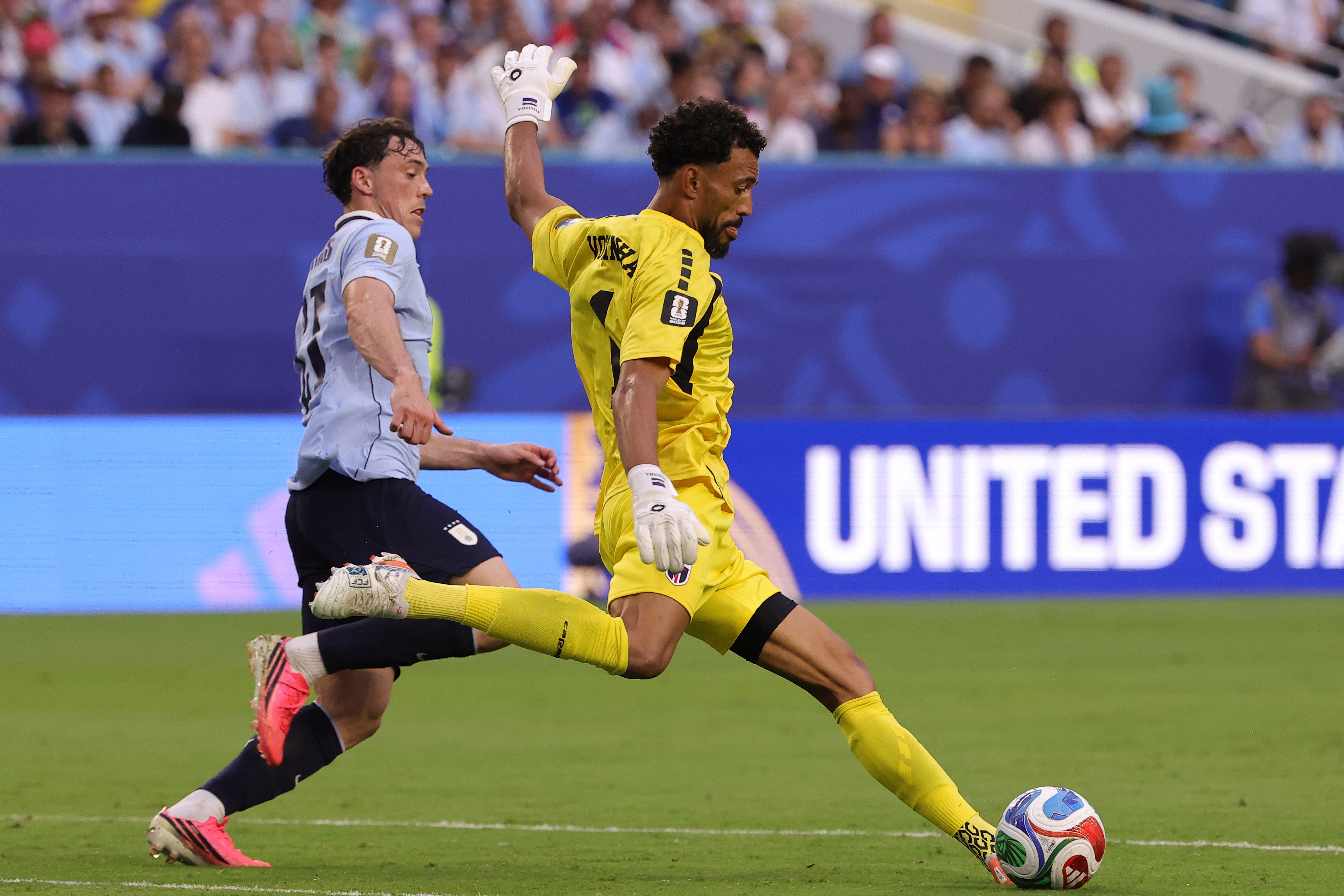 MIAMI (United States), 22/06/2026.- Goalkeeper Vozinha of Cape Verde in action during the FIFA World Cup 2026 group stage match Uruguay against Cape Verde, in Miami, Florida, USA, 21 June 2026. (Cabo Verde) EFE/EPA/CRISTOBAL HERRERA-ULASHKEVICH