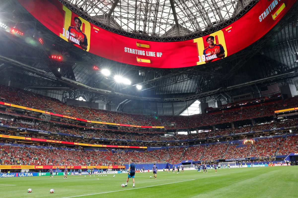 ATLANTA (ESTADOS UNIDOS), 21/06/2026.- Los jugadores de la selección española en el terreno de juego antes del inicio del partido del Mundial 2026 entre España y Arabia Saudí, este domingo en Atlanta. EFE/ Lavandeira Jr