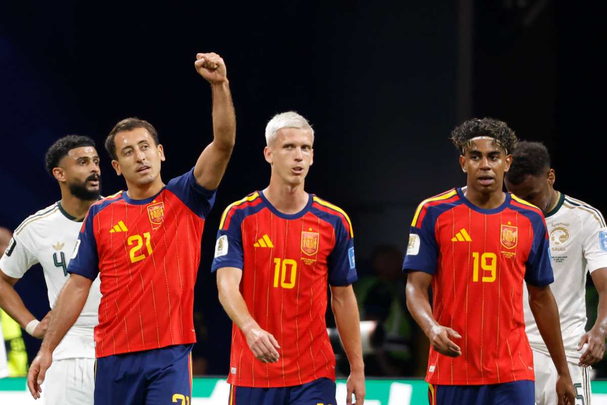 ATLANTA (ESTADOS UNIDOS), 21/06/2026.- El delantero de la selección española Mikel Oyarzábal (i) celebra tras marcar el segundo gol del partido del Mundial 2026 entre España y Arabia Saudí, este domingo en Atlanta. EFE/ Lavandeira Jr