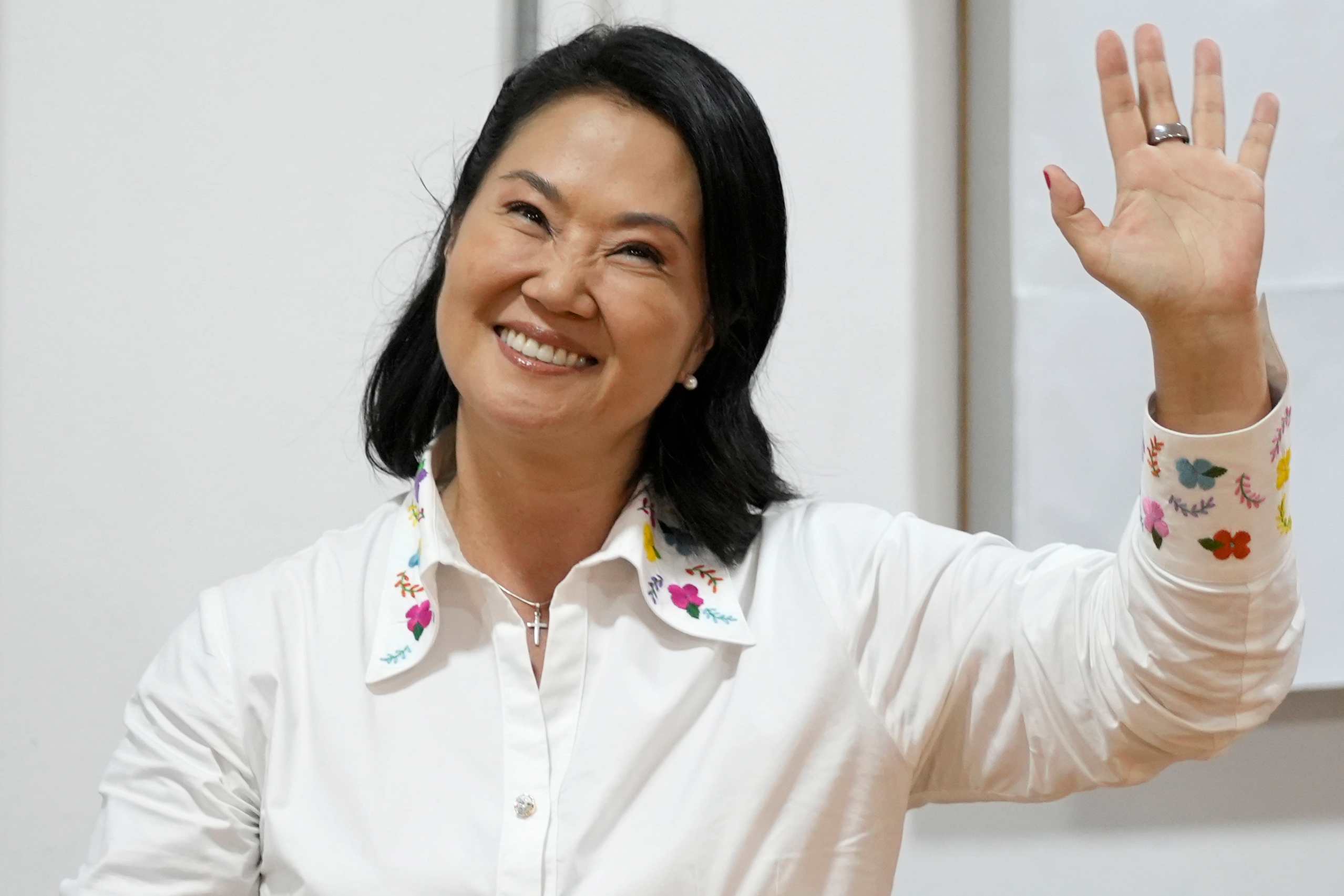 Keiko Fujimori logró su primera victoria presidencial en Perú y espera ser proclamada oficialmente tras imponerse por estrecho margen en la segunda vuelta. (Foto Prensa Libre: EFE)