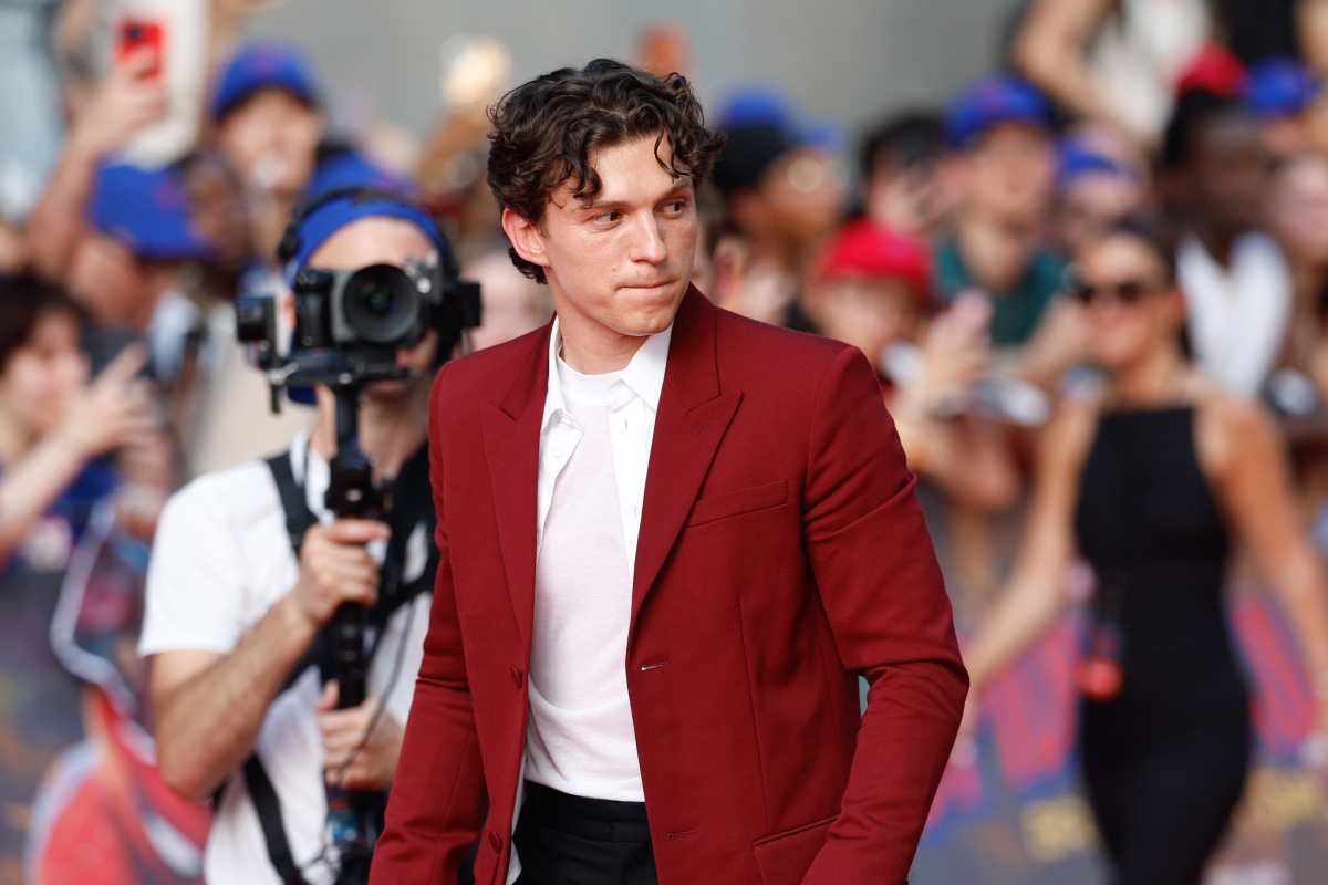 PARIS (France), 24/06/2026.- British actor Tom Holland arrives to a photocall for 'Spider-Man: Brand New Day' at UGC Cine Cite Bercy in Paris, France, 24 June 2026. (Cine, Francia) EFE/EPA/MOHAMMED BADRA