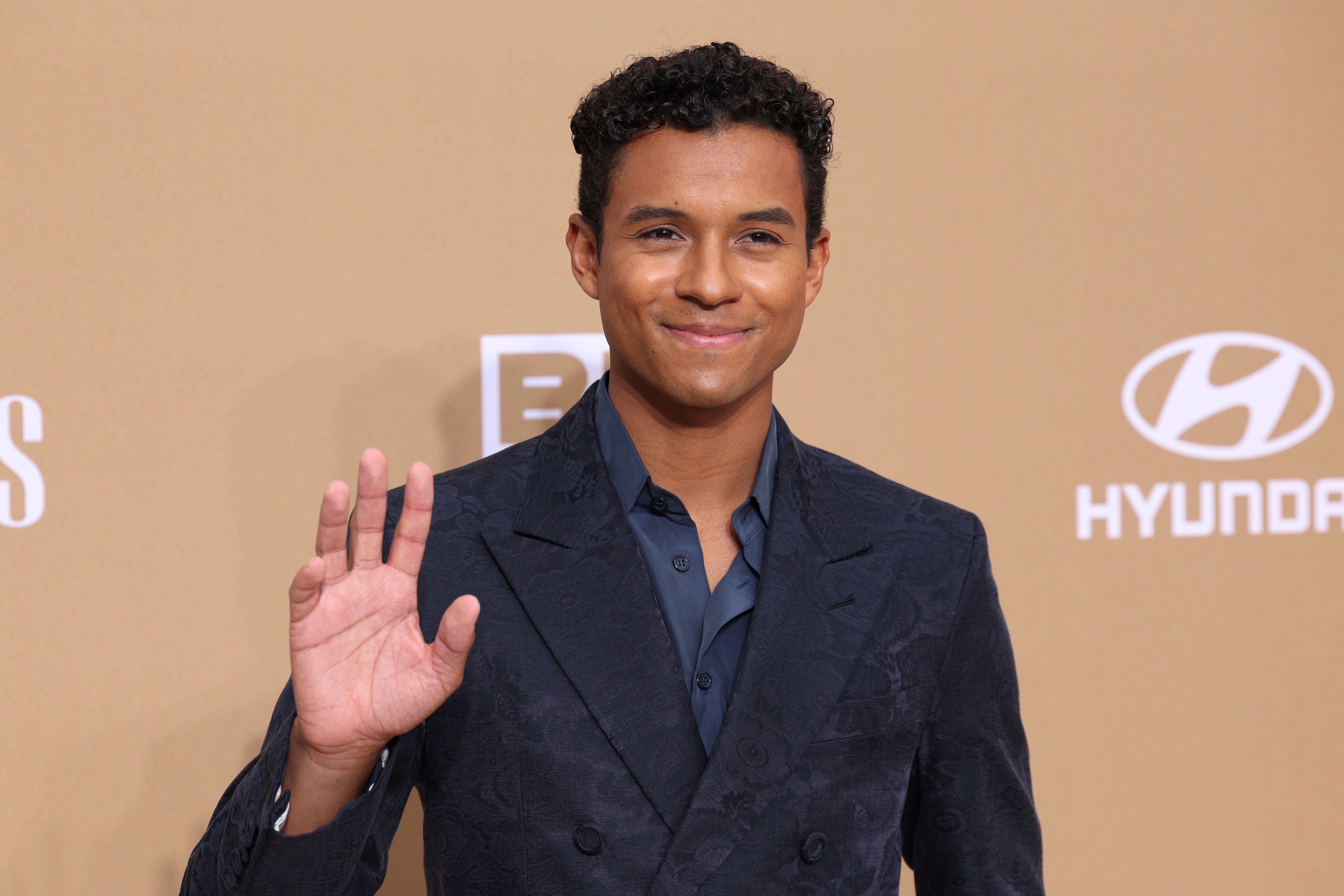 Jaafar Jackson recuerda su infancia con Michael Jackson y habla de las escenas eliminadas sobre las acusaciones de abuso