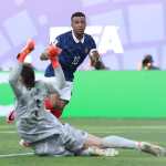 EAST RUTHERFORD (United States), 01/07/2026.- Kylian Mbappe of France scores his second goal during the FIFA World Cup 2026 Round of 32 match France against Sweden, in New Jersey, USA, 30 June 2026. (Francia, Suecia) EFE/EPA/SARAH YENESEL EAST RUTHERFORD (United States), 01/07/2026.- Kylian Mbappe of France scores his second goal during the FIFA World Cup 2026 Round of 32 match France against Sweden, in New Jersey, USA, 30 June 2026. (Francia, Suecia) EFE/EPA/SARAH YENESEL