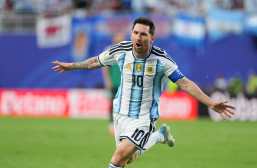 KANSAS CITY, MISSOURI, UNITED STATES. JUNE 16TH: LIONEL MESSI OF ARGENTINA CELEBRATES HIS SCORE DURING THE GROUP J MATCH BETWEEN ARGENTINA AND ALGERIA AT THE FIFA WORLD CUP 2026, HELD AT KANSAS CITY STADIUM IN KANSAS CITY, MISSOURI, UNITED STATES. (PHOTO BY STRAFFON IMAGES/XINHUA/DU YU/MANDATORY CREDIT/EDITORIAL USE/NOT FOR SALE/NOT ARCHIVE).