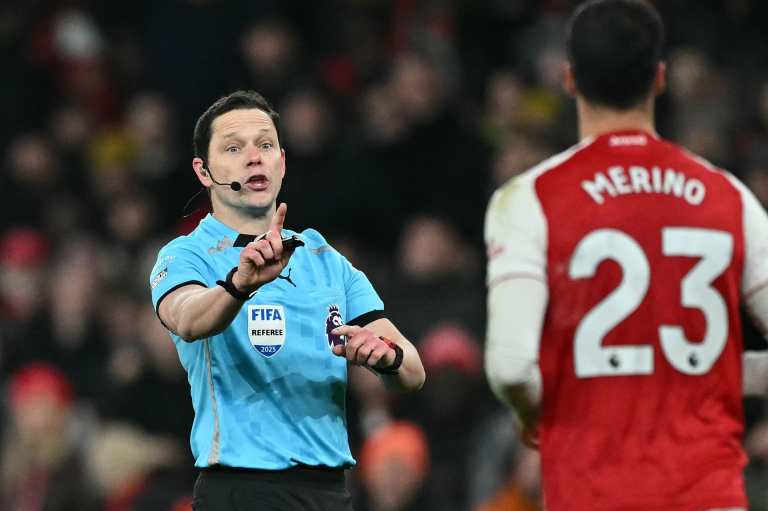 ¿La ley anti-Arsenal? La nueva serie de reglas arbitrales que se aplicará en el Mundial del 2