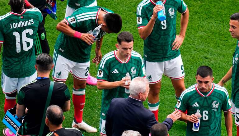 ¿Salud o negocio? La regla de la pausa de hidratación que genera polémica en el Mundial 2