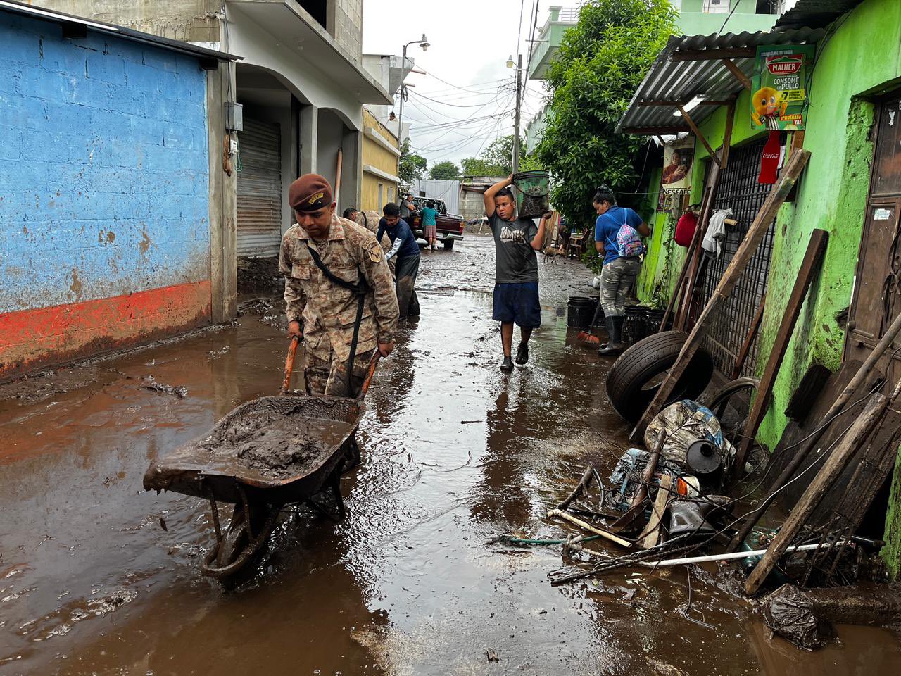 Daños por lluvias tras los efectos de tormenta Cristina