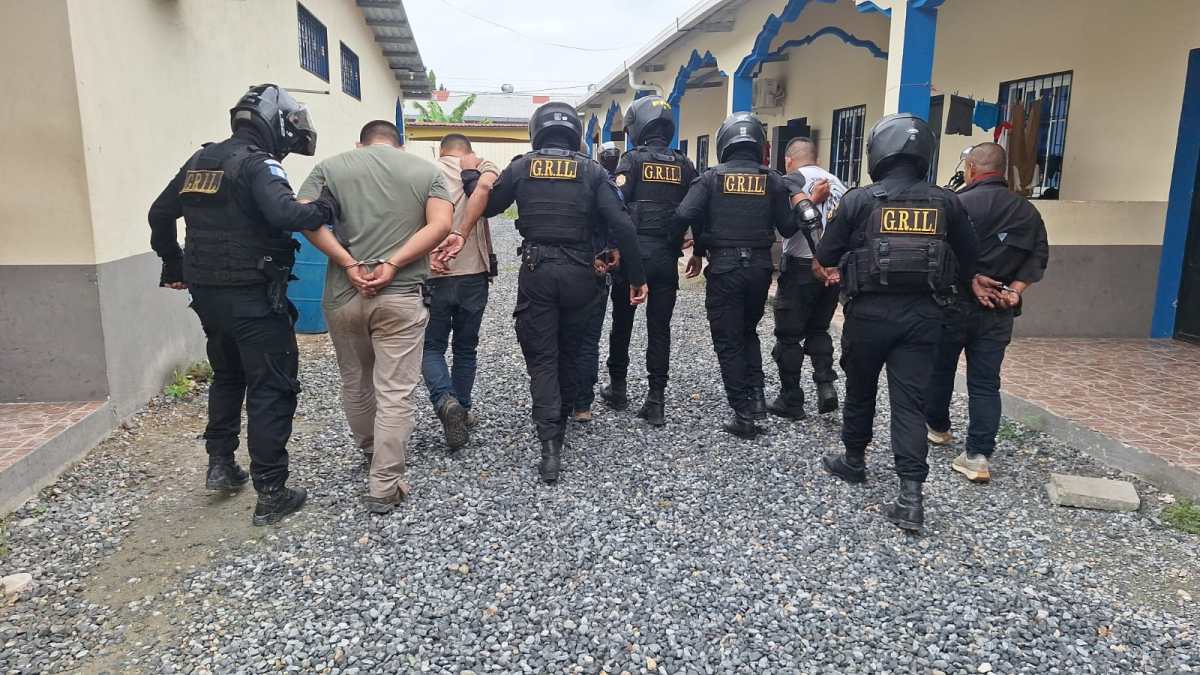 Guatemalan police clash with 'El Carpintero' drug cartel in Izabal; five arrested