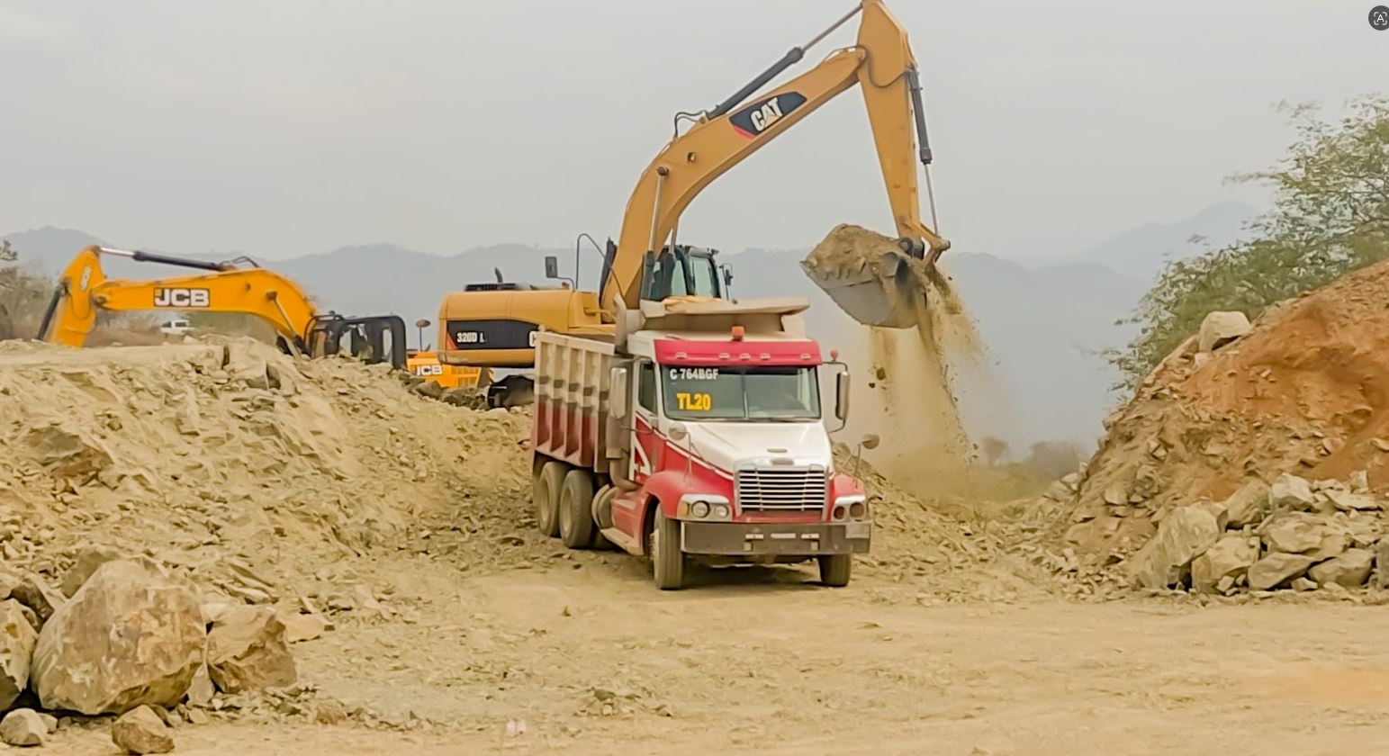 La misión del Fondo Monetario Internacional (FMI), que concluyó la evaluación de Guatemala conforme al artículo IV, recomendó destrabar la implementación de la Ley de Infraestructura Vial Prioritaria. (Foto Prensa Libre: Cortesía Dirección General de Caminos)