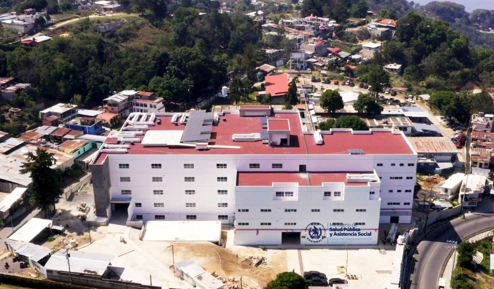 Vista aérea del Hospital de Sololá en construcción