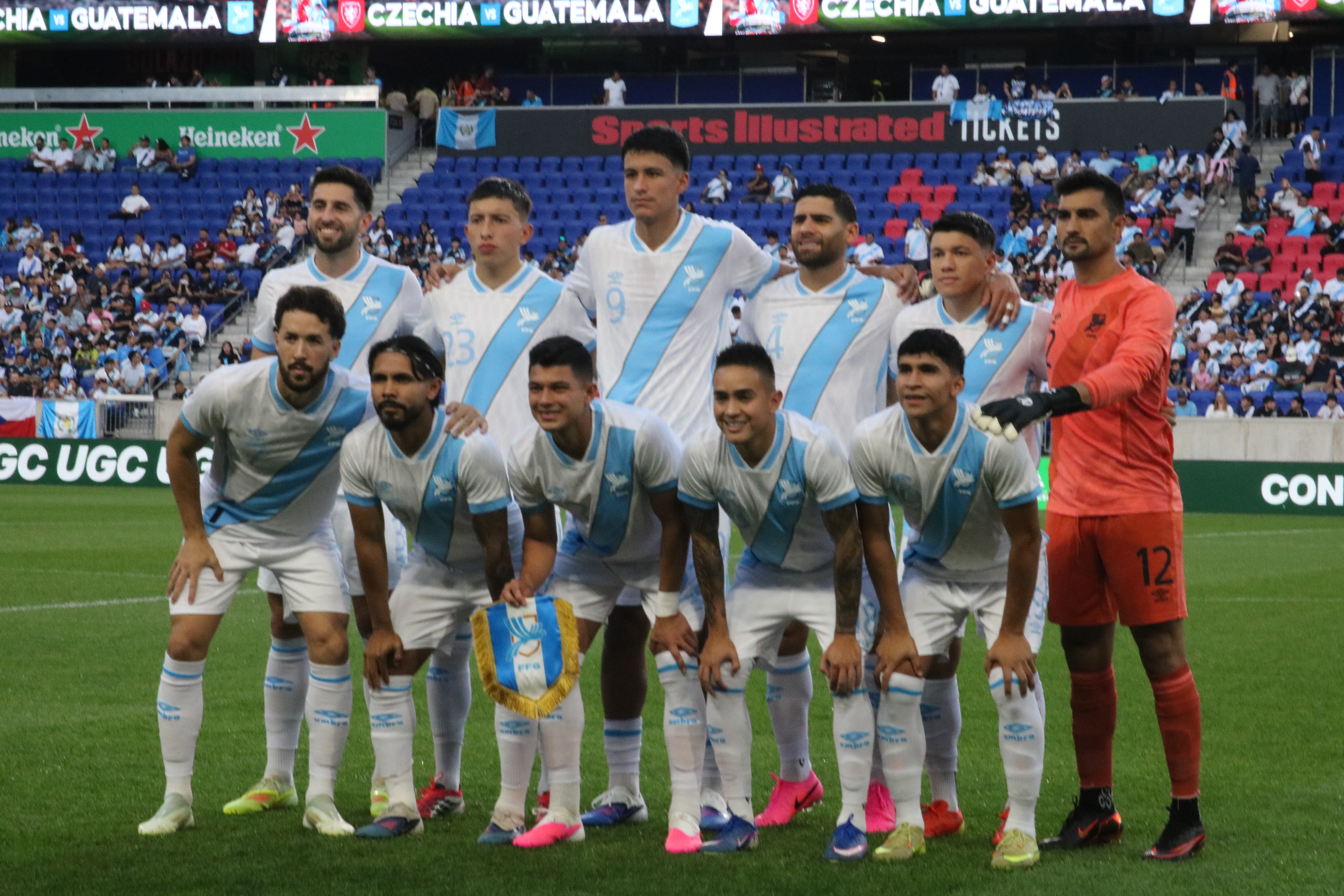 Guatemala se mide esta noche al conjunto de la República Checa. (Foto Prensa Libre: Fedefut).