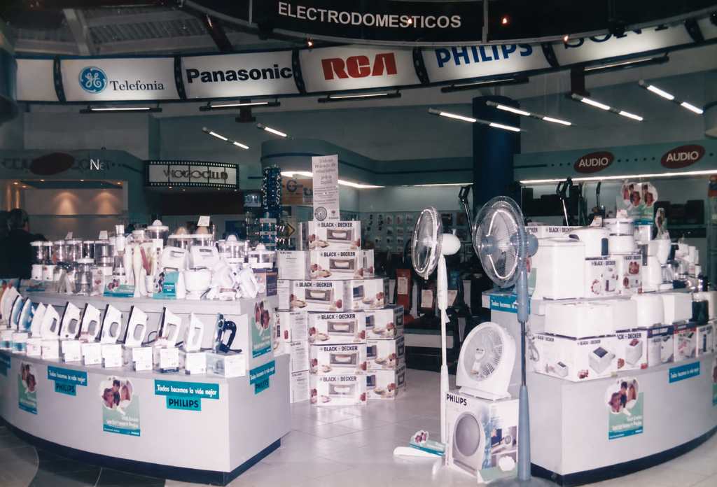 NAC INTERIOR PRIMERA TIENDA MAX YO CUENTO 001