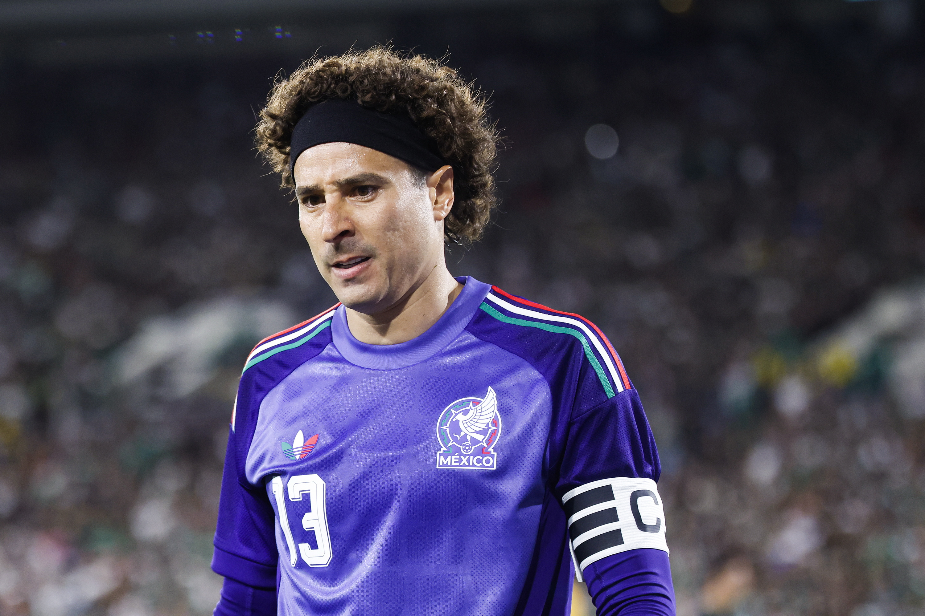 Memo Ochoa a la banca: La razón por la que es suplente en el partido