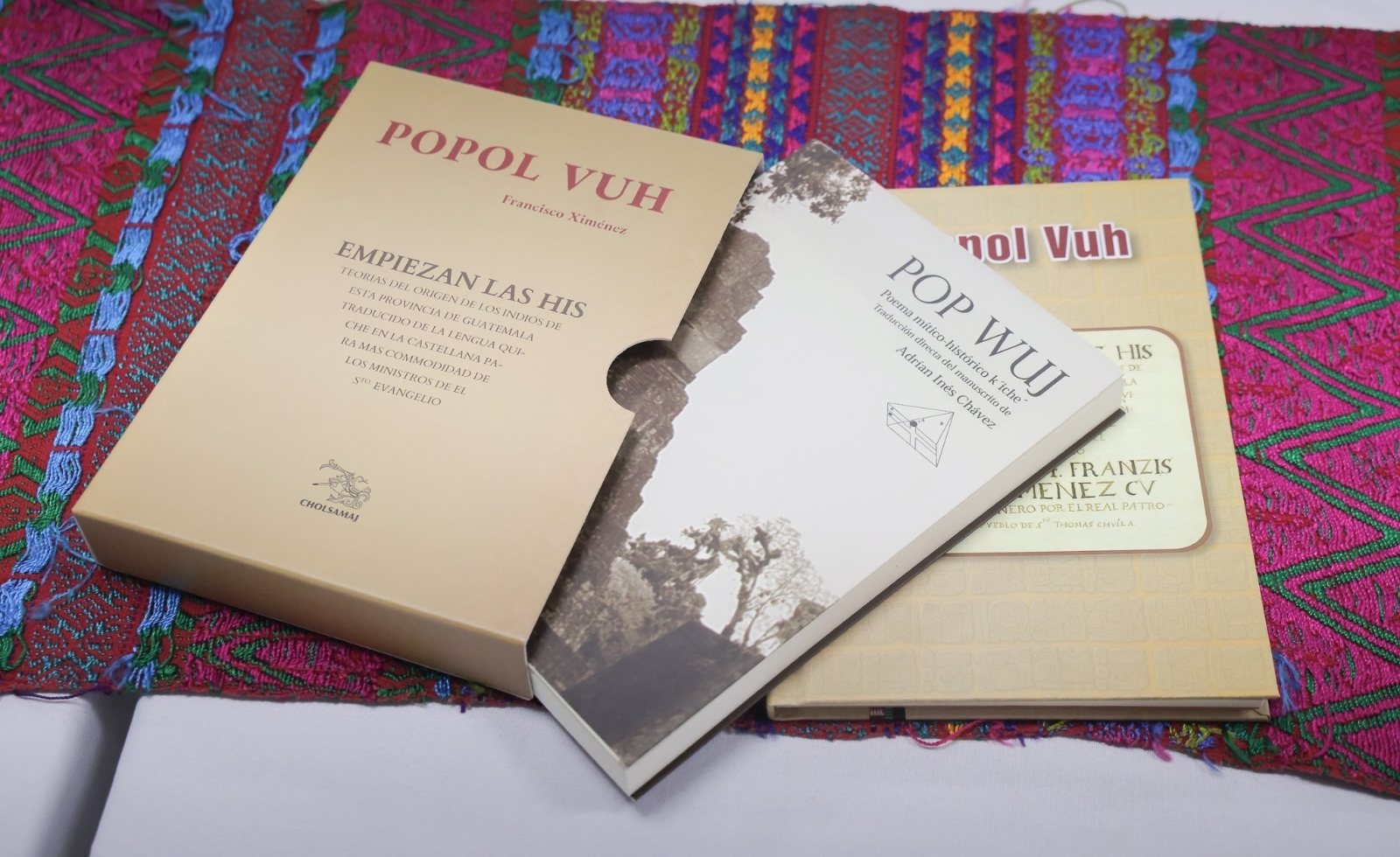 Popol Vuh llega a la Biblioteca Nacional de Guatemala con una reproducción fiel del manuscrito