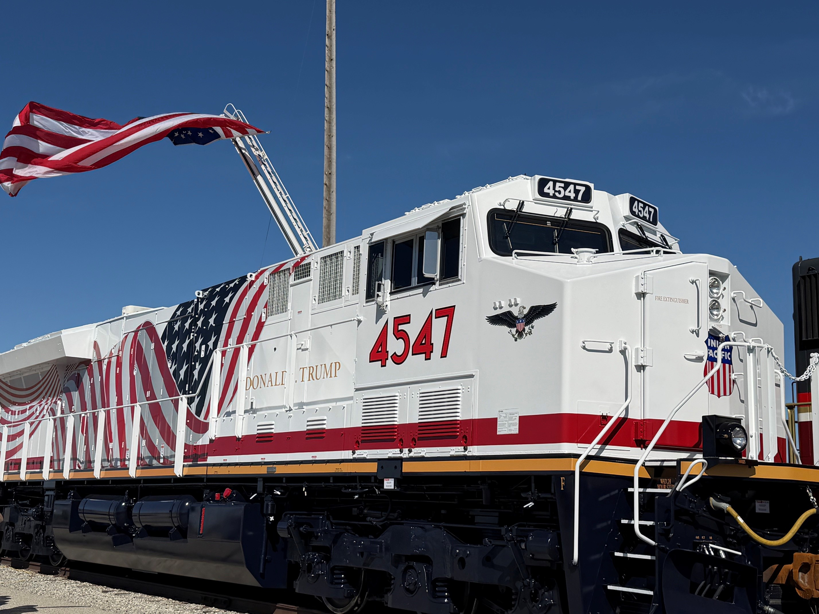Tren conmemorativo dedicado a Trump por el 250 aniversario de EE.UU. desata críticas