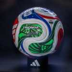 La Trionda el balón ofocial de la Copa del Mundo del 2026 que se disputara en Estados Unidos, México y Canadá.(Foto Prensa Libre: Juan Diego González).