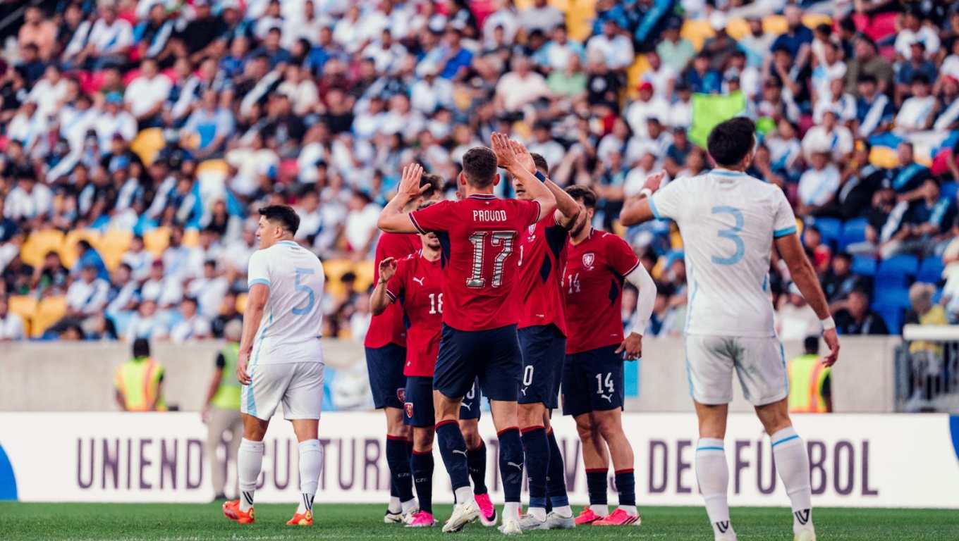Guatemala cae frente a su similar de República Checa. (Foto Prensa Libre; Fútbol Checo).