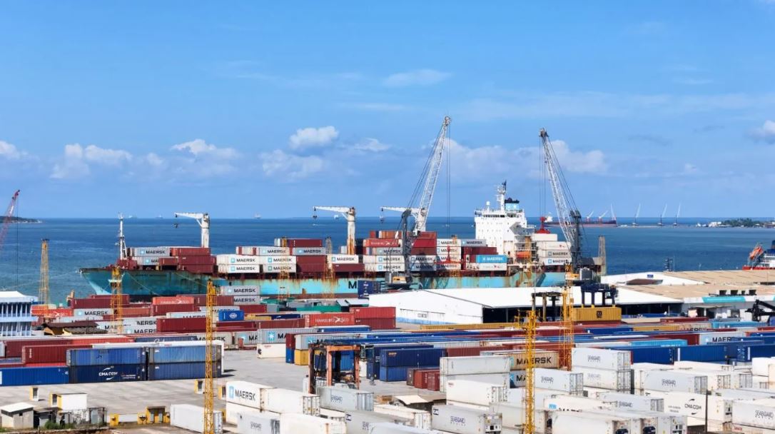 Exporters and agricultural sector ask the government to act to prevent new U.S. tariffs over imports linked to forced la