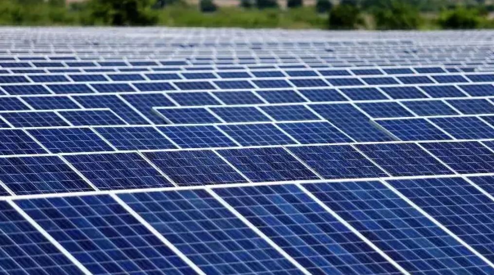 energía solar vista de paneles solares