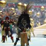 AME726. CIUDAD DE MÉXICO (MÉXICO), 11/06/2026.- Artistas se presentan este jueves, en la inauguración del Mundial de la FIFA 2026 en el estadio Ciudad de México (México). EFE/ Sashenka Gutierrez