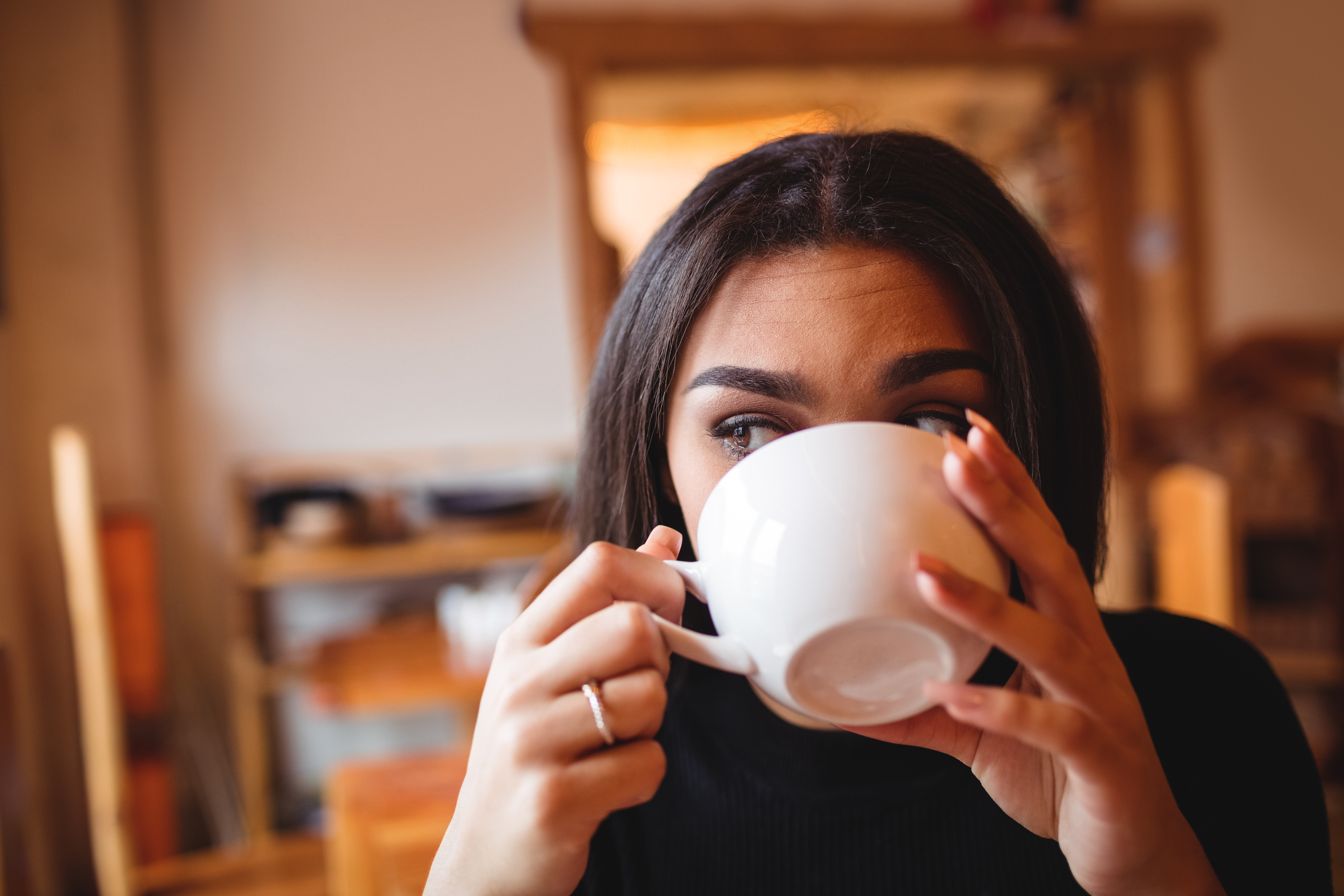 ¿Cuántas tazas de café al día son seguras? Un nuevo estudio responde la pregunta