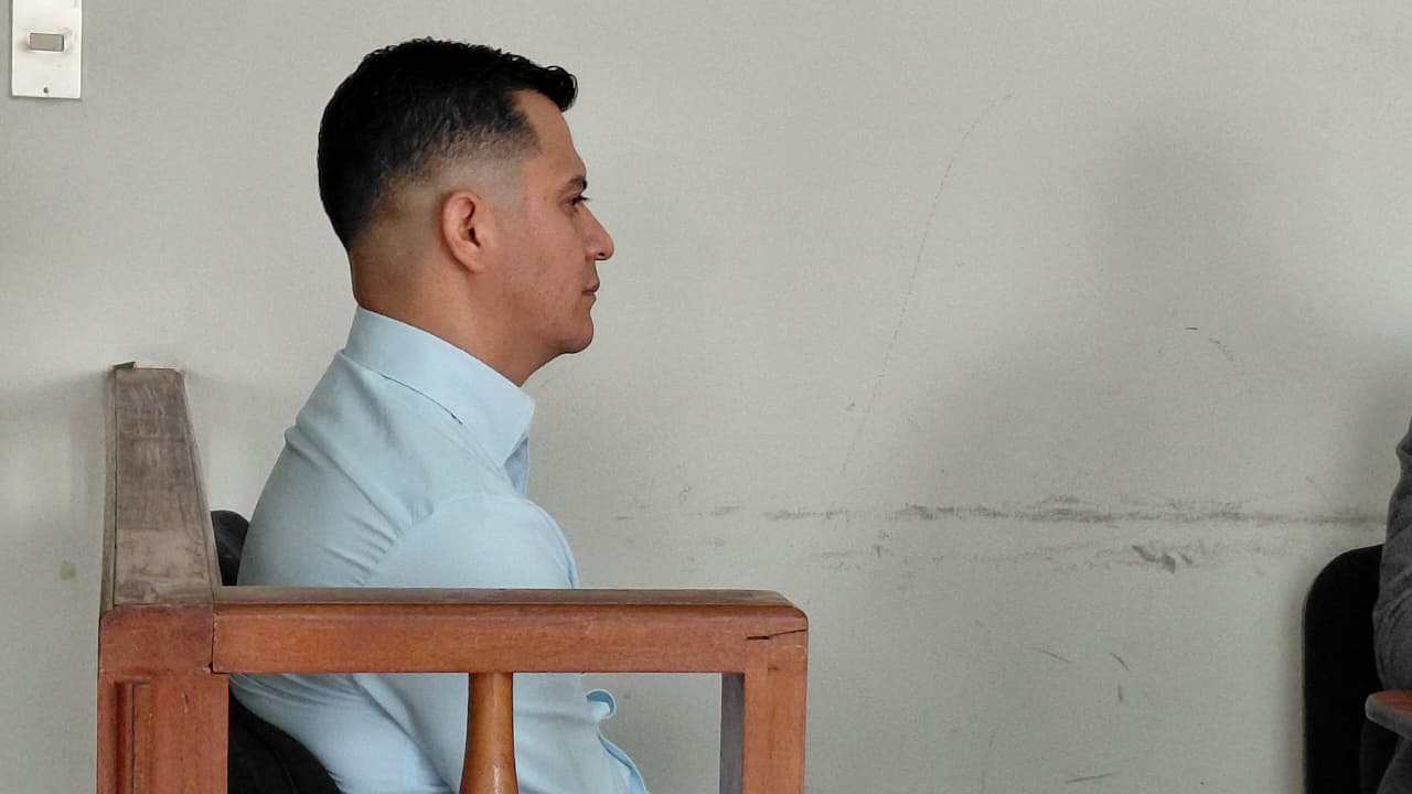 Marvin Estuardo Alfaro Bravo, alias "Stuart", enfrenta juicio por lavado de dinero u otros activos en el Tribunal Décimo de Sentencia Penal. (Foto Prensa Libre)