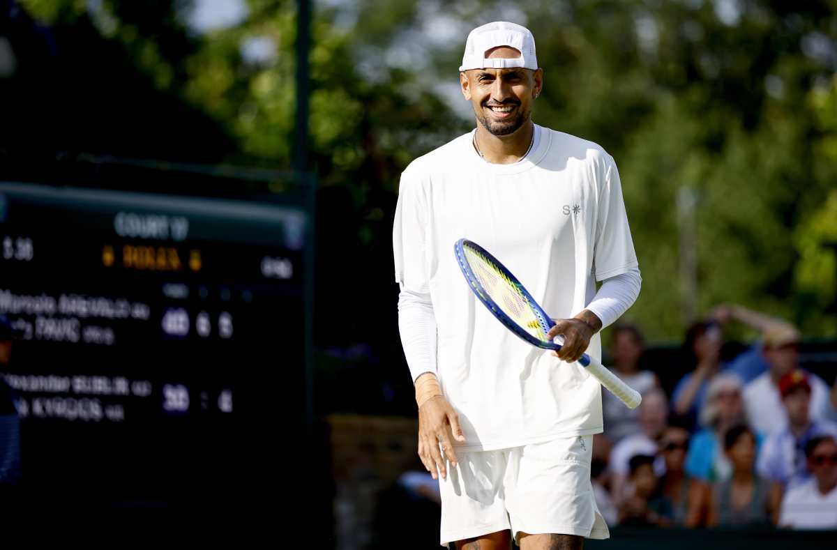 LONDON (United Kingdom), 01/07/2026.- Nick Kyrgios of Australia smiles during his Men's Doubles first round match with Alexander Bublik of Kazakhstan against Marcelo Arevalo of El Salvador and Mate Pavic of Croatia at the Wimbledon Championships in London, Britain, 01 July 2026. (Tenis, Croacia, Kazajstán, Reino Unido, Londres) EFE/EPA/TOLGA AKMEN
