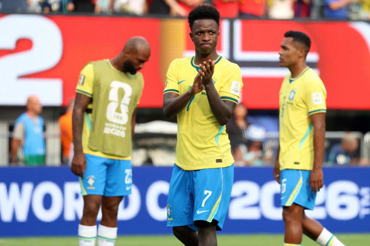 Vinícius defends Guimarães after Brazil's World Cup exit