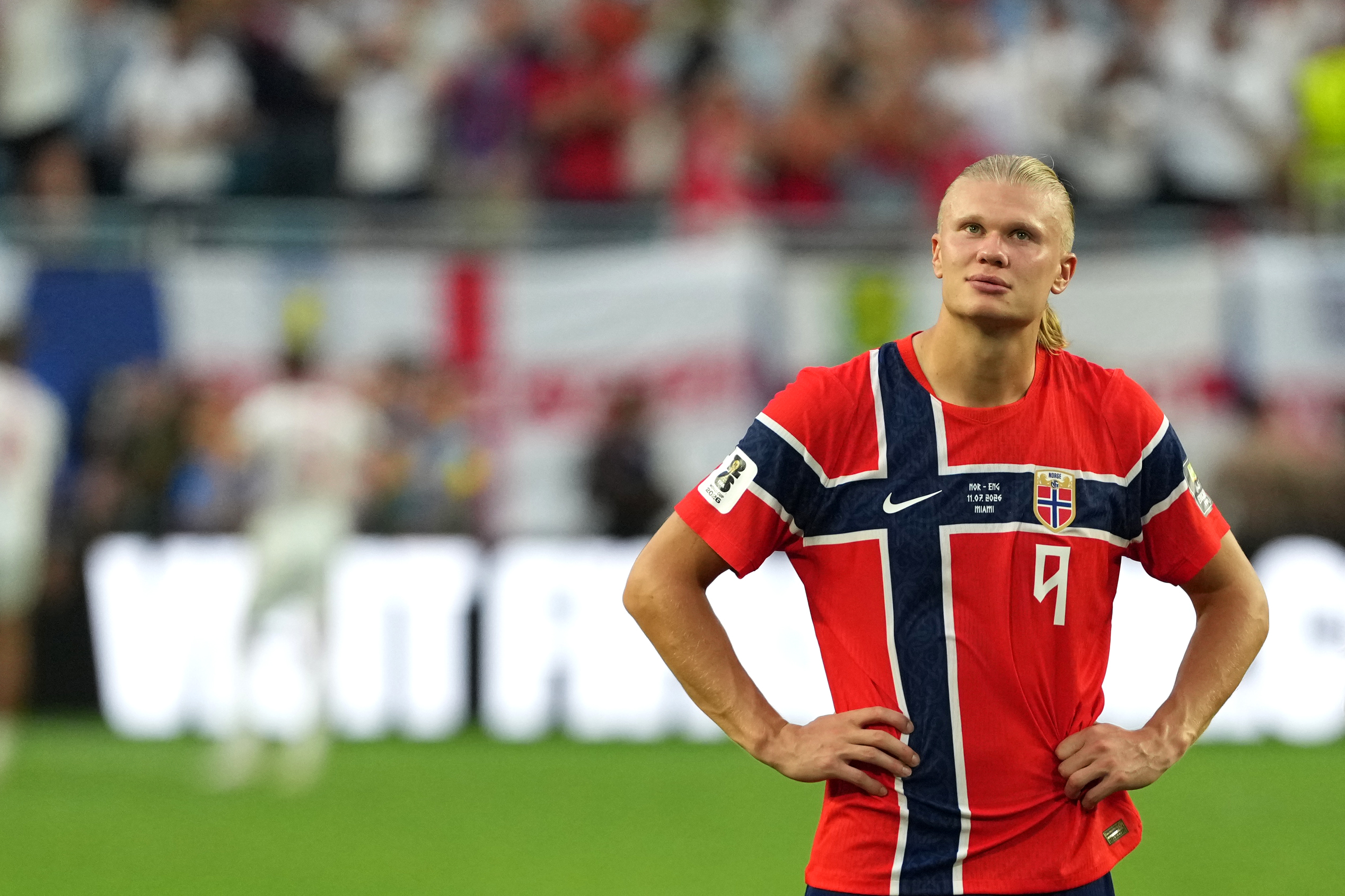 GR6026. MIAMI (ESTADOS UNIDOS), 11/07/2026.- Erling Haaland de Noruega reacciona este sábado, al finalizar un partido de cuartos de final del Mundial de la FIFA 2026 entre Noruega e Inglaterra en el estadio Hard Rock en Miami (Estados Unidos).  EFE/ Alberto Boal