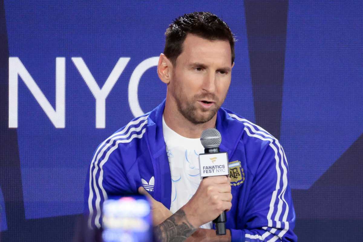 El cálculo matemático de Jimmy Fallon y su monólogo sobre la supuesta conspiración de la FIFA tras la foto de Messi con Lamine Yamal