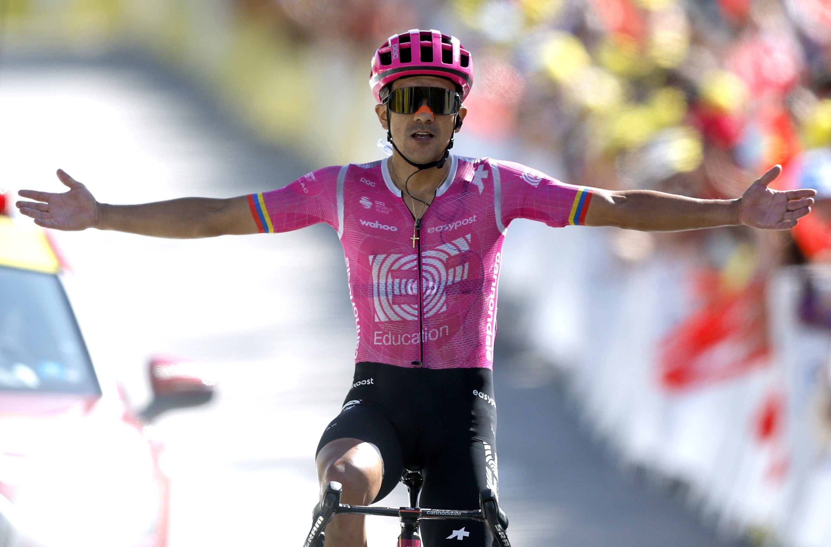 El ciclista ecuatoriano Richard Carapaz, del equipo EF Education-EasyPost, gana la 18.ª etapa del Tour de Francia, un recorrido de 185,2 km entre Voiron y Orcières-Merlette.(Foto Prensa Libre: EFE).