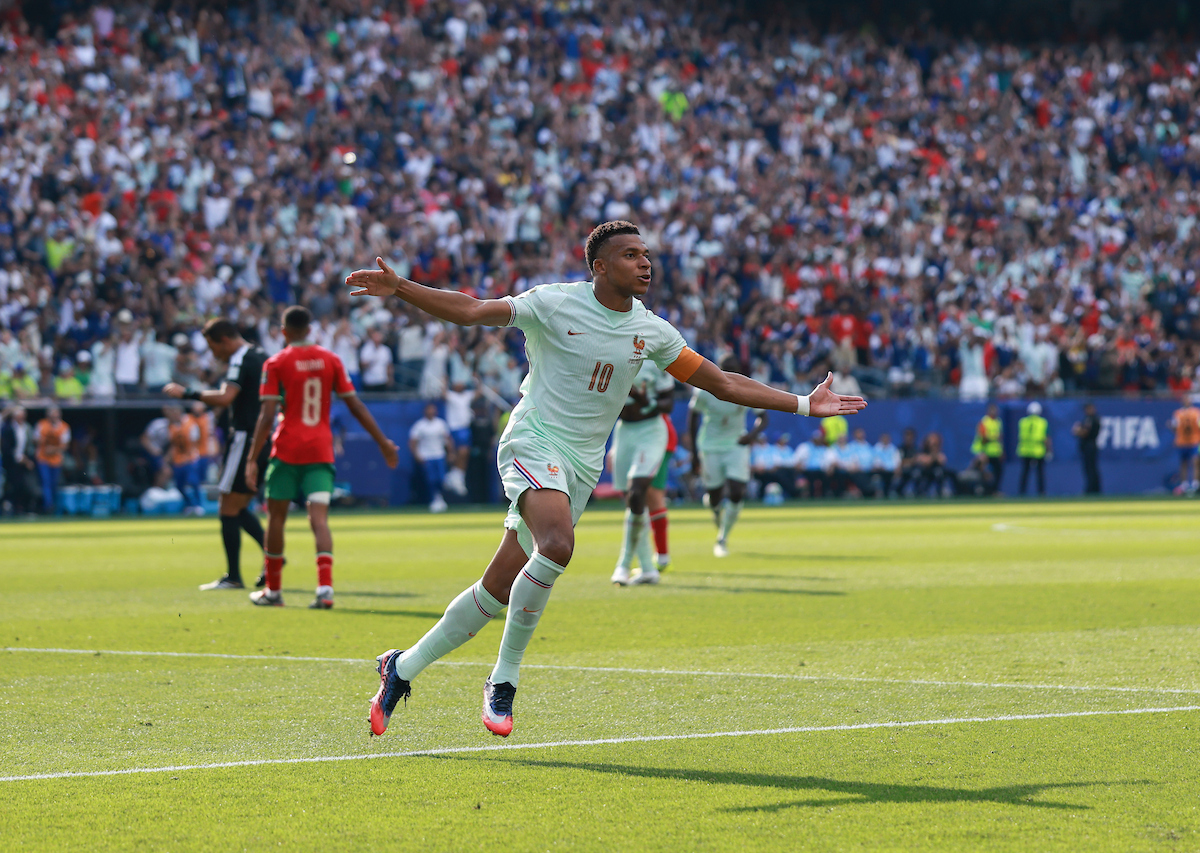 France beats Morocco 2-0 to reach third straight World Cup semi-final