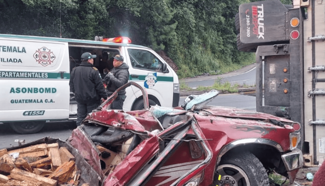 Muertes y daños materiales tras múltiples colisiones reportadas en diferentes rutas del país