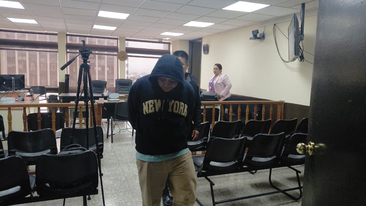 Fotografías y testigos señalan a presunto asesino del oftalmólogo Miguel Ángel Campos Hoffens