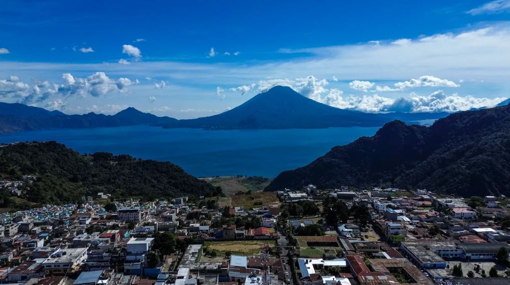 Atitlán Vista aérea turismo Foto Hemeroteca Prensa Libre