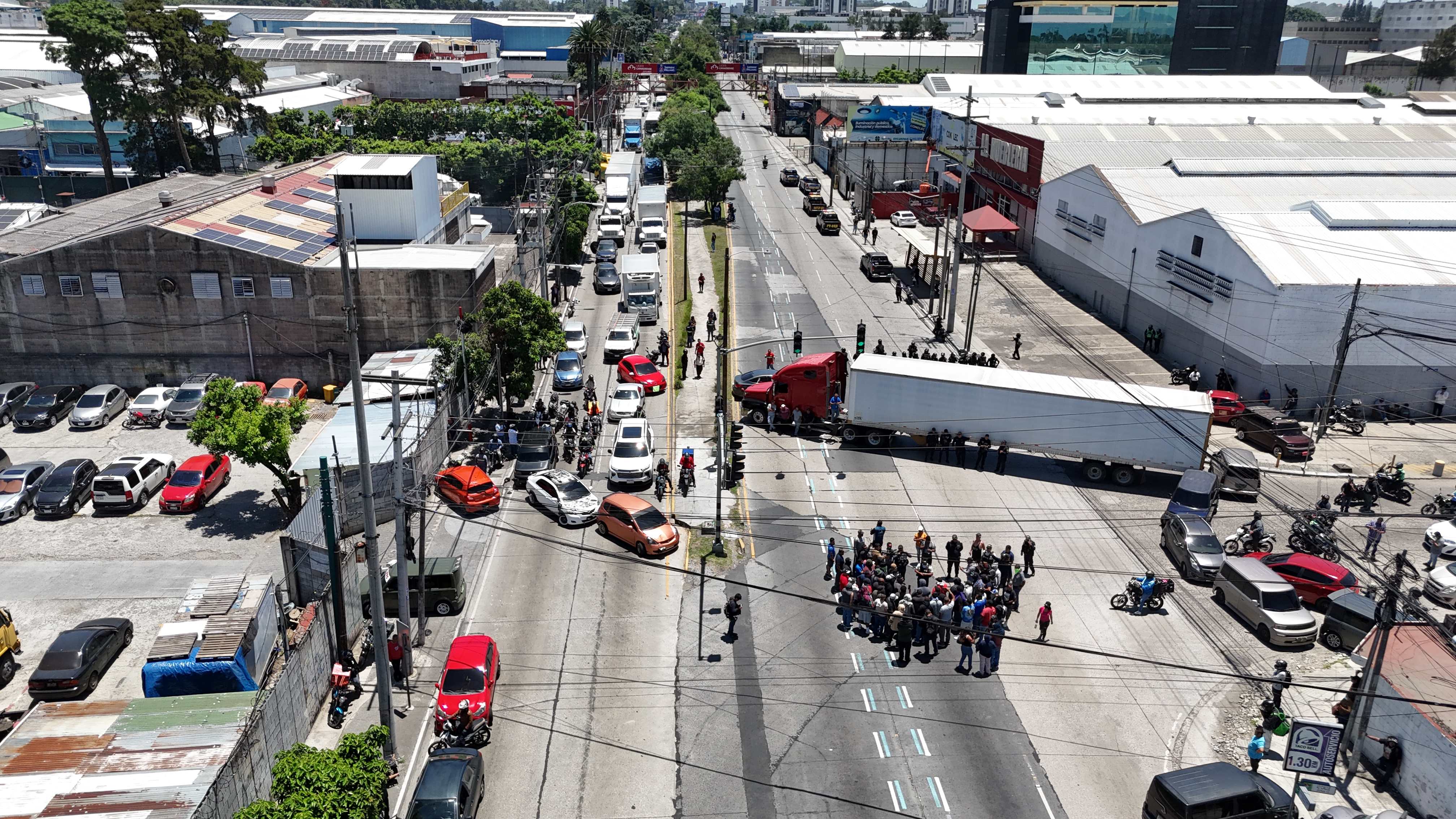 BLOQUEOS TAXISTAS ROOSEVELT Y PETAPA'
