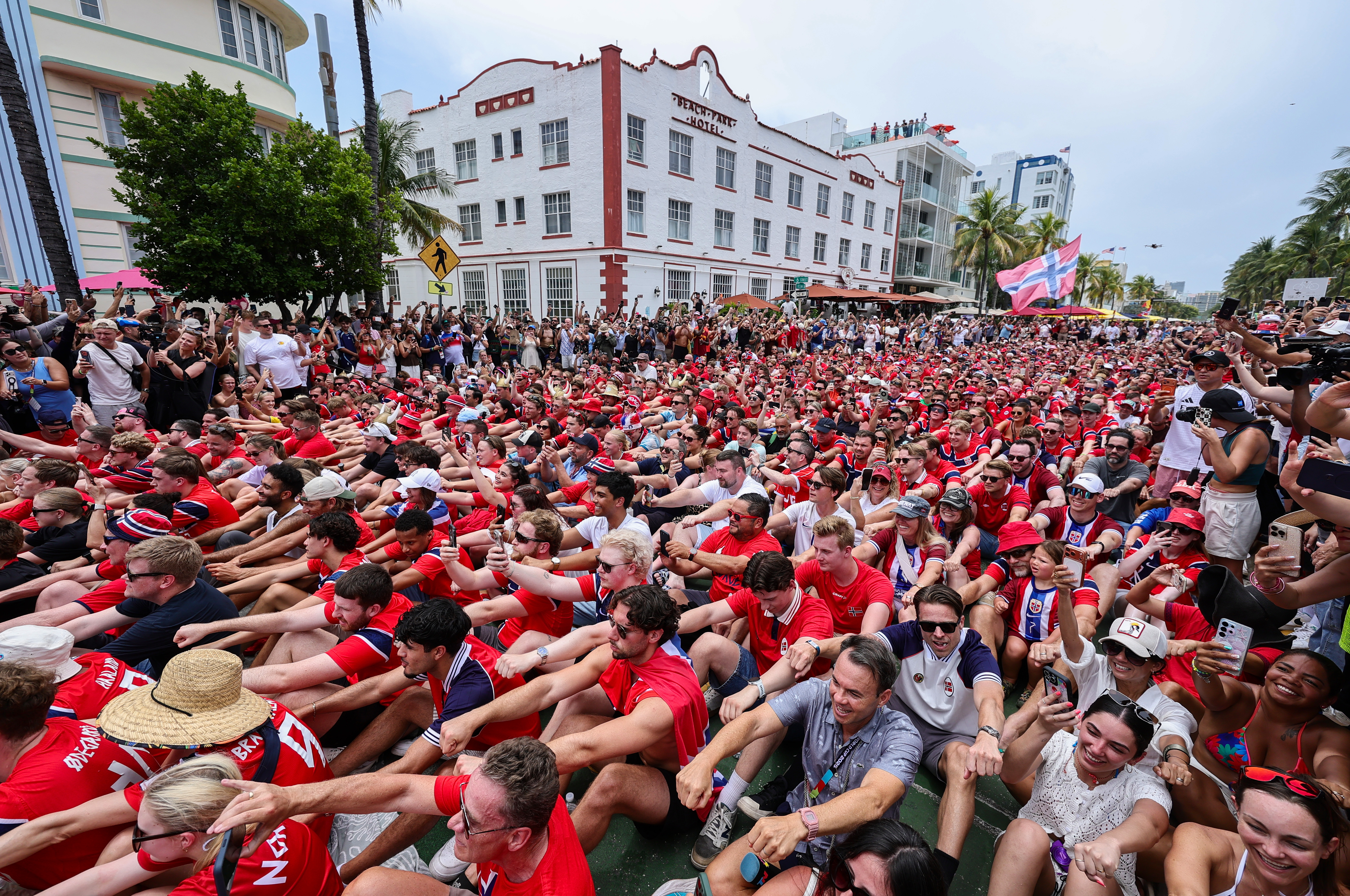 Copa Mundial de la FIFA 2026 - Aficionados de Noruega se reúnen en Miami Beach.