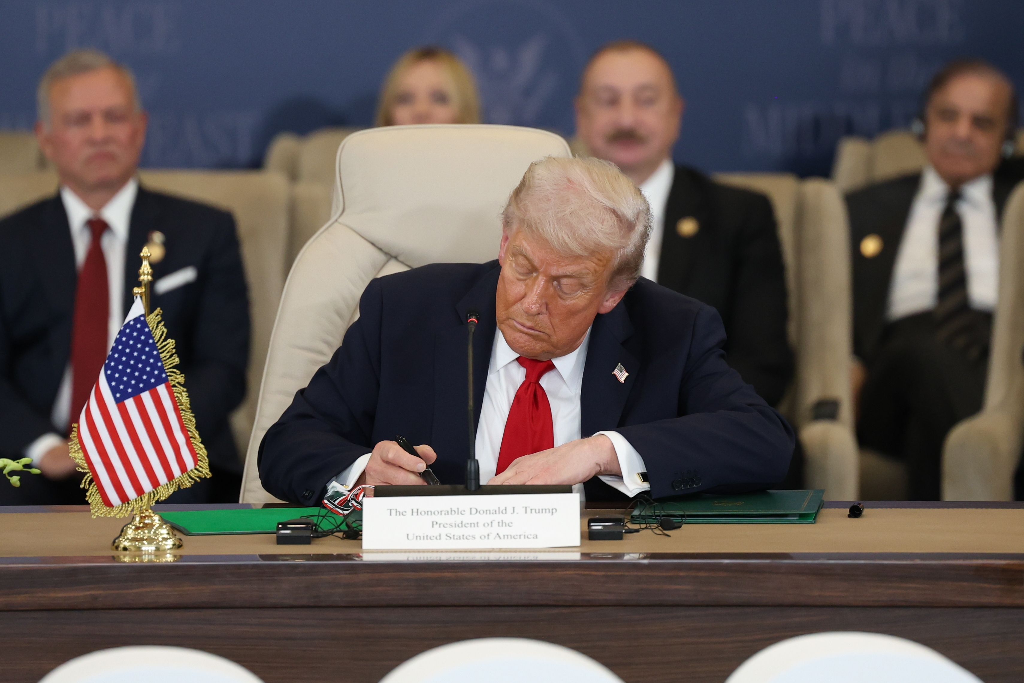 Foto de referencia. Donald Trump reiteró que no firmará la ley de vivienda, aunque la legislación entrará en vigor automáticamente si no ejerce su derecho al veto. (Foto Prensa Libre: Shutterstock)