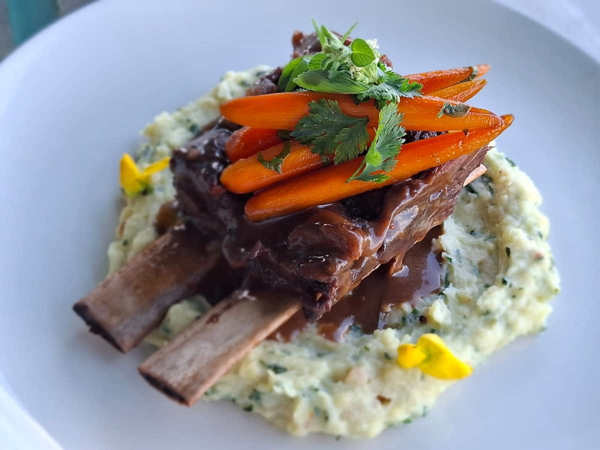 Paso a paso: prepare esta receta de costilla de res estofada