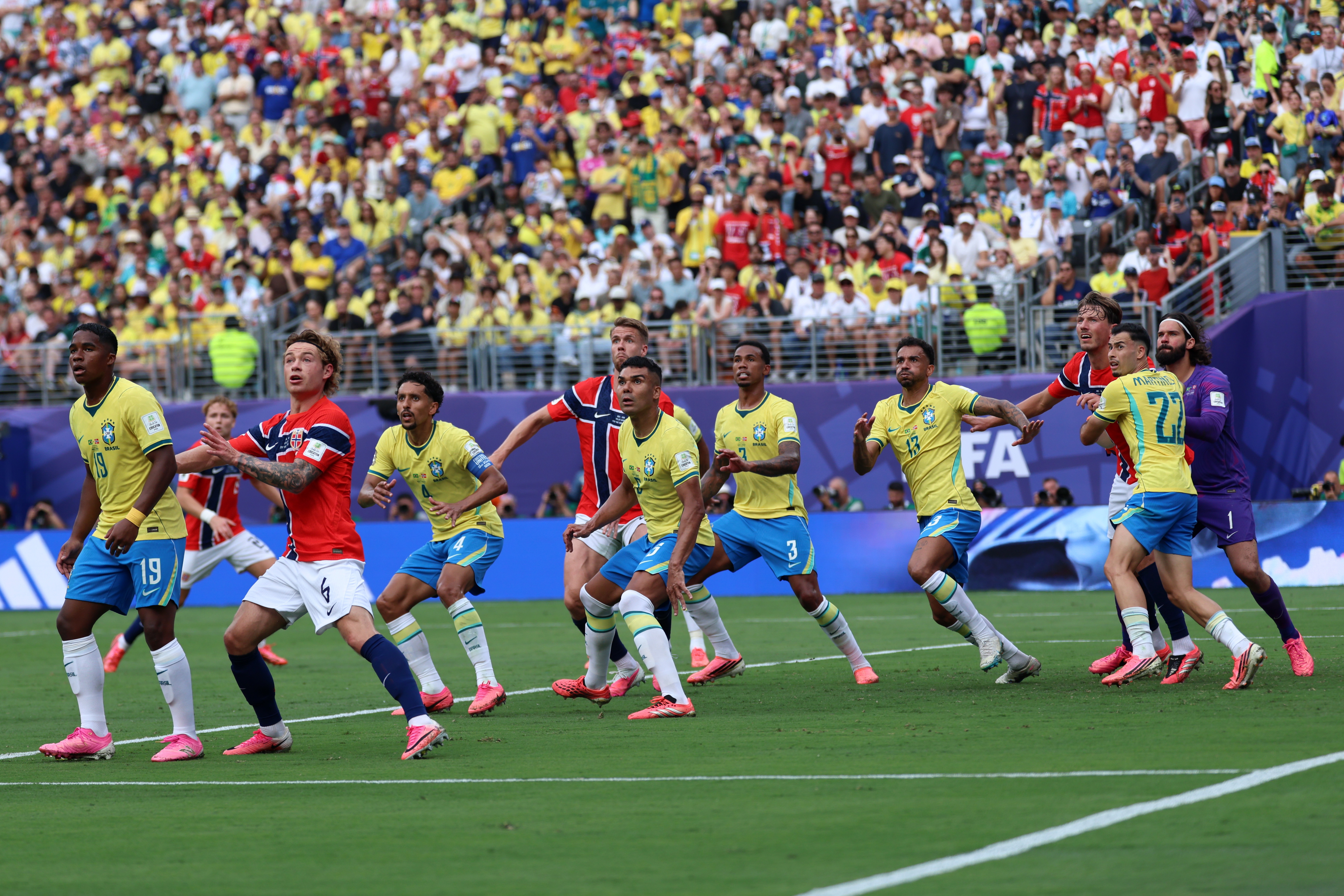 La Selección de Noruega derrota 2-1 a Brasil y pasa a la siguiente ronda del Mundial 2026. (Foto Prensa Libre: EFE)
