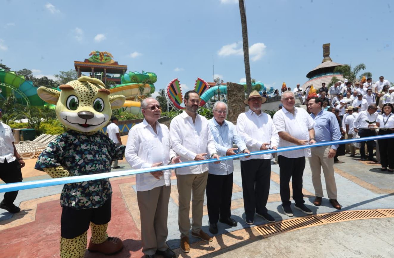 Irtra Inauguración del parque temática Xetulhá Retalhuleu 1 Ricardo Castillo y Bernardo Arévalo