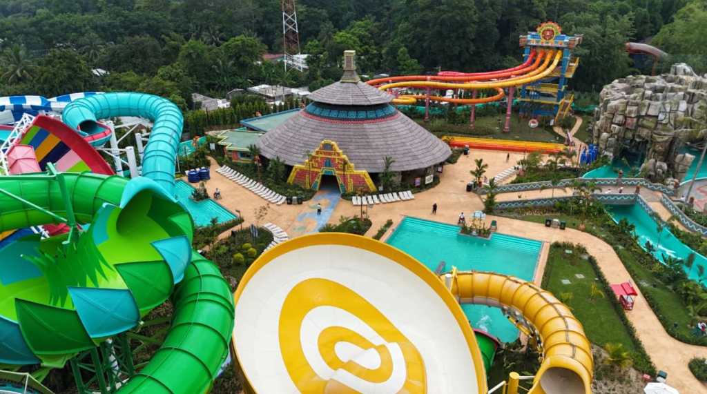 Irtra Inauguración del parque temático Xetulhá Retalhuleu 2 vista aérea toboganes
