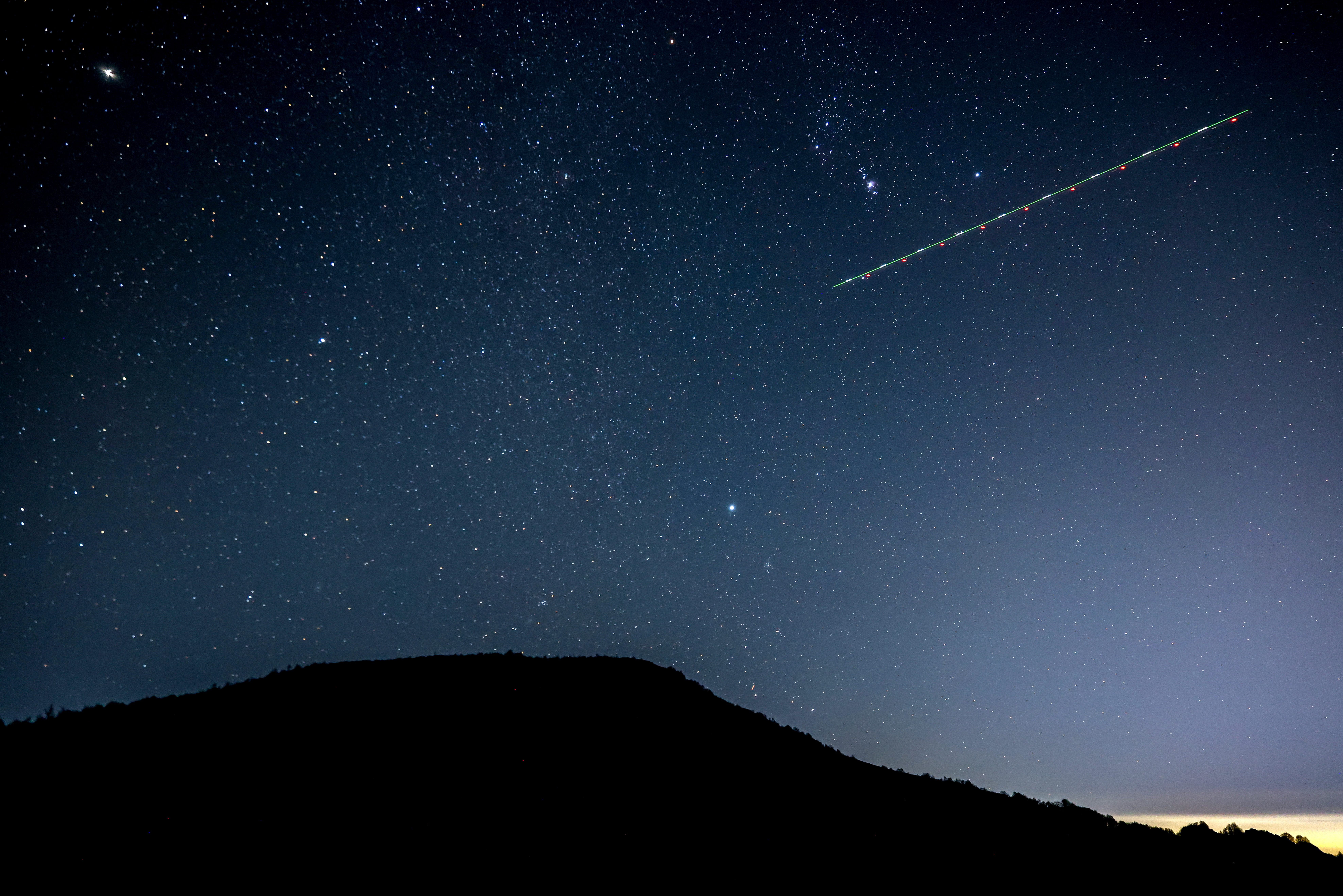 Lluvia de meteoros Gemínidas sobre Macedonia del Norte
