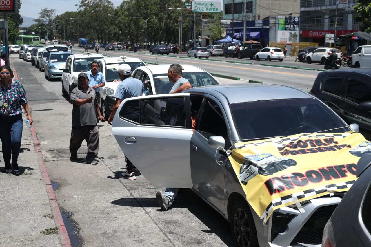 PROTESTAS ALZA COMBUSTIBLES'